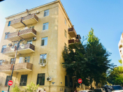 İcarəyə verilir 2 otaqlı 80 m2 köhnə tikili Axundov bağı