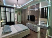 Satılır 4 otaqlı 181 m2 yeni tikili Şah İsmayıl Xətai m.