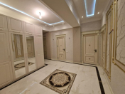 Satılır 3 otaqlı 120 m2 yeni tikili Ağ şəhər