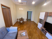 İcarəyə verilir 3 otaqlı 100 m2 köhnə tikili 28 May m.