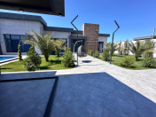 Satılır 5 otaqlı 200 m2 bağ evi Mərdəkan