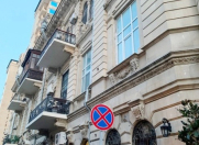 İcarəyə verilir 4 otaqlı 160 m2 köhnə tikili Sahil m.