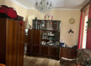 Satılır 2 otaqlı 50 m2 köhnə tikili 8 km