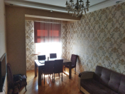 Satılır 3 otaqlı 65 m2 yeni tikili İnşaatçılar m.