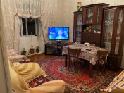 Satılır 3 otaqlı 57 m2 köhnə tikili Nizami m.