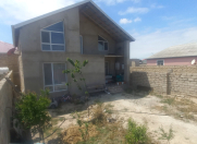 Satılır 4 otaqlı 180 m2 həyət evi Binə