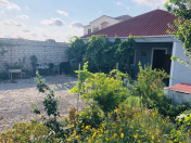 Satılır 4 otaqlı 140 m2 həyət evi Buzovna