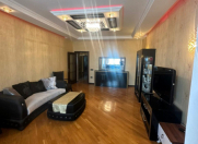 İcarəyə verilir 4 otaqlı 165 m2 yeni tikili Nizami m.