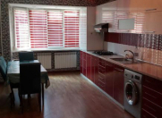 İcarəyə verilir 3 otaqlı 90 m2 köhnə tikili Fövqəladə Hallar Nazirliyi