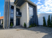 Satılır 4 otaqlı 240 m2 bağ evi Mərdəkan