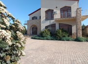 İcarəyə verilir 6 otaqlı 150 m2 həyət evi Şüvəlan