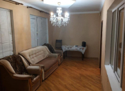 İcarəyə verilir 3 otaqlı 75 m2 köhnə tikili İnşaatçılar m.