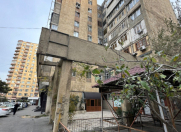 Satılır 3 otaqlı 80 m2 köhnə tikili Gənclik m.
