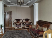 İcarəyə verilir 2 otaqlı 63 m2 köhnə tikili Y.Günəşli