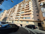 Satılır 2 otaqlı 85 m2 köhnə tikili Xalqlar Dostluğu m.