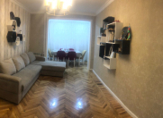 Satılır 3 otaqlı 75 m2 köhnə tikili Memar Əcəmi m.