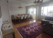 Satılır 4 otaqlı 110 m2 köhnə tikili İnşaatçılar m.