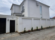 Satılır 6 otaqlı 330 m2 villa Badamdar