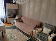 Satılır 3 otaqlı 90 m2 köhnə tikili Xalqlar Dostluğu m.