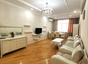 Satılır 3 otaqlı 150.5 m2 yeni tikili 8 km