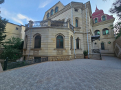 İcarəyə verilir 8 otaqlı 600 m2 obyekt 6 mkr