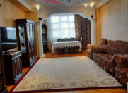 Satılır 3 otaqlı 135 m2 yeni tikili Memar Əcəmi m.