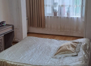 Satılır 5 otaqlı 135 m2 köhnə tikili Həzi Aslanov m.
