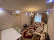 Satılır 2 otaqlı 75 m2 köhnə tikili Memar Əcəmi m.