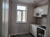 Satılır 2 otaqlı 56 m2 köhnə tikili Əmircan