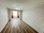 İcarəyə verilir 2 otaqlı 60 m2 köhnə tikili Xalqlar Dostluğu m.