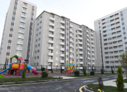 Satılır 1 otaqlı 40 m2 yeni tikili Elmlər Akademiyası m.