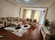 Satılır 3 otaqlı 140 m2 yeni tikili İnşaatçılar m.