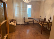 Satılır 3 otaqlı 80 m2 köhnə tikili Gənclik m.