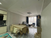 İcarəyə verilir 3 otaqlı 93 m2 yeni tikili 28 May m.