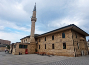 Satılır 2 otaqlı 70 m2 yeni tikili Qaraçuxur