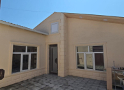 Satılır 4 otaqlı 100 m2 həyət evi Binə