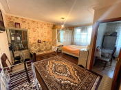 Satılır 1 otaqlı 40 m2 köhnə tikili Neftçilər m.