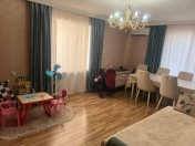 Satılır 2 otaqlı 60 m2 köhnə tikili Neftçilər m.