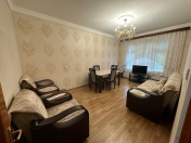 Satılır 2 otaqlı 60 m2 köhnə tikili Qara Qarayev m.