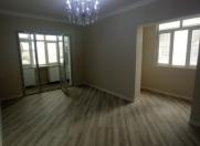 Satılır 2 otaqlı 45 m2 köhnə tikili 8 mkr