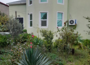 Satılır 4 otaqlı 220 m2 həyət evi Fatmayı