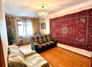 Satılır 4 otaqlı 100 m2 köhnə tikili Həzi Aslanov m.