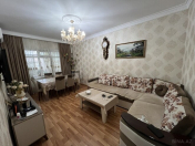 Satılır 4 otaqlı 120 m2 köhnə tikili İnşaatçılar m.