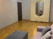 Satılır 2 otaqlı 75 m2 yeni tikili Qara Qarayev m.