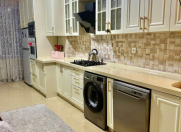 Satılır 3 otaqlı 153 m2 yeni tikili İnşaatçılar m.