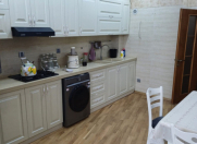 Satılır 4 otaqlı 210 m2 yeni tikili Xalqlar Dostluğu m.