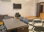 İcarəyə verilir 3 otaqlı 171 m2 yeni tikili 28 May m.