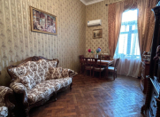 Satılır 3 otaqlı 90 m2 köhnə tikili Sahil m.