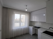 Satılır 3 otaqlı 70 m2 köhnə tikili İnşaatçılar m.