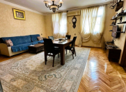 Satılır 5 otaqlı 130 m2 köhnə tikili Gənclik m.